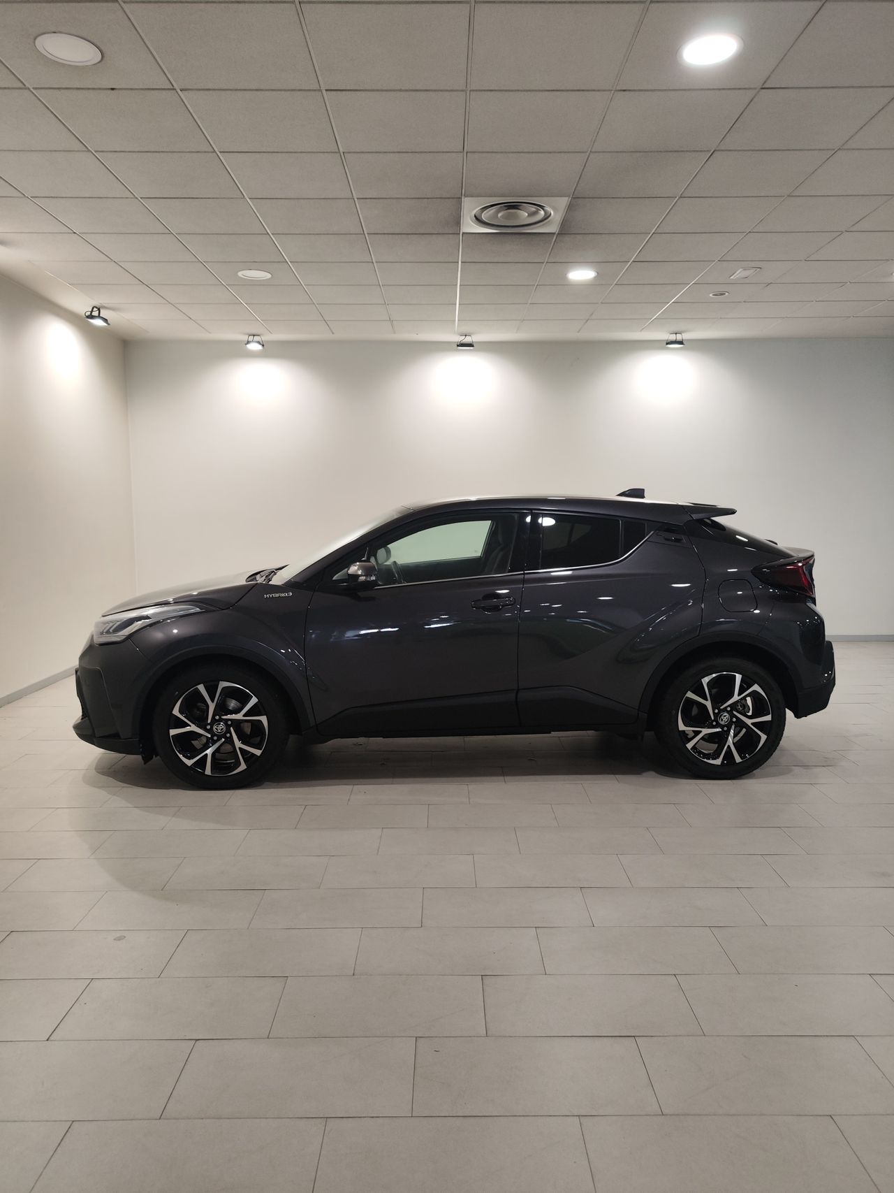 Foto Toyota C-HR 4