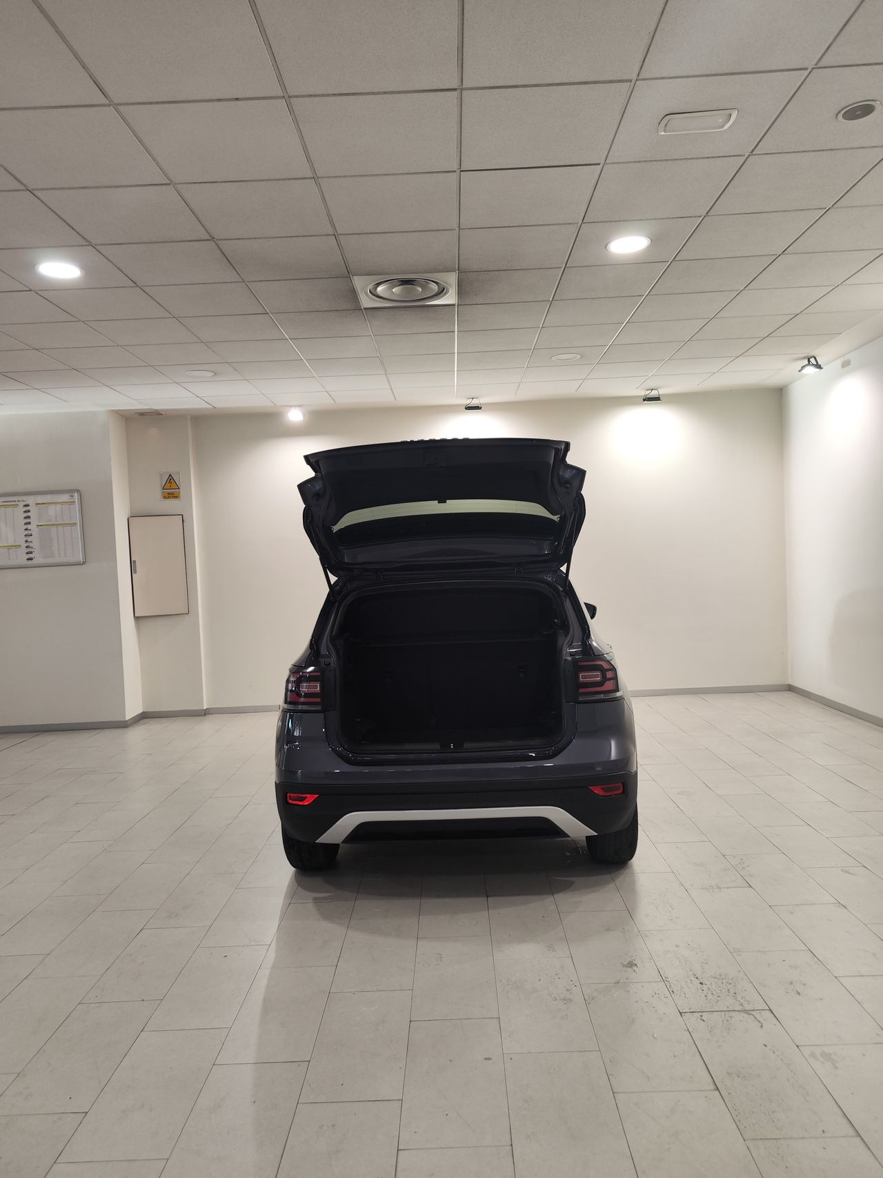 Foto Volkswagen T-Cross 15