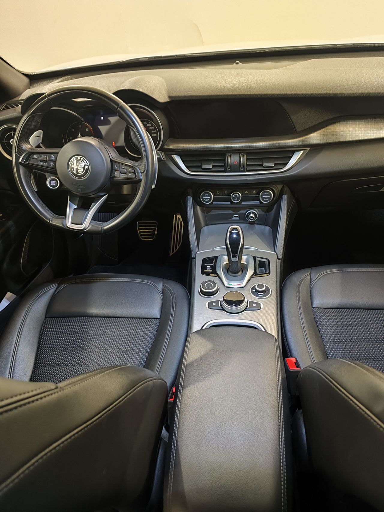 Foto Alfa Romeo Stelvio 7