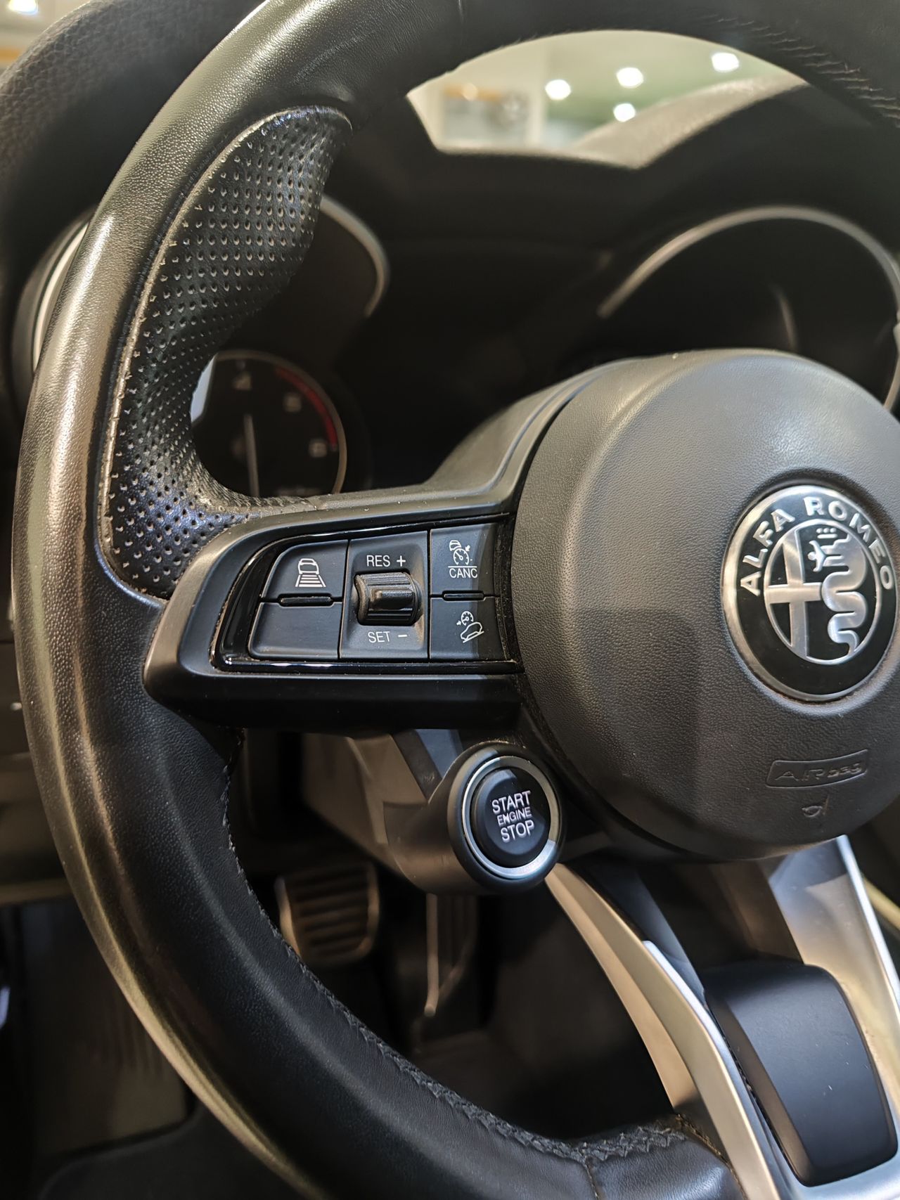 Foto Alfa Romeo Stelvio 10