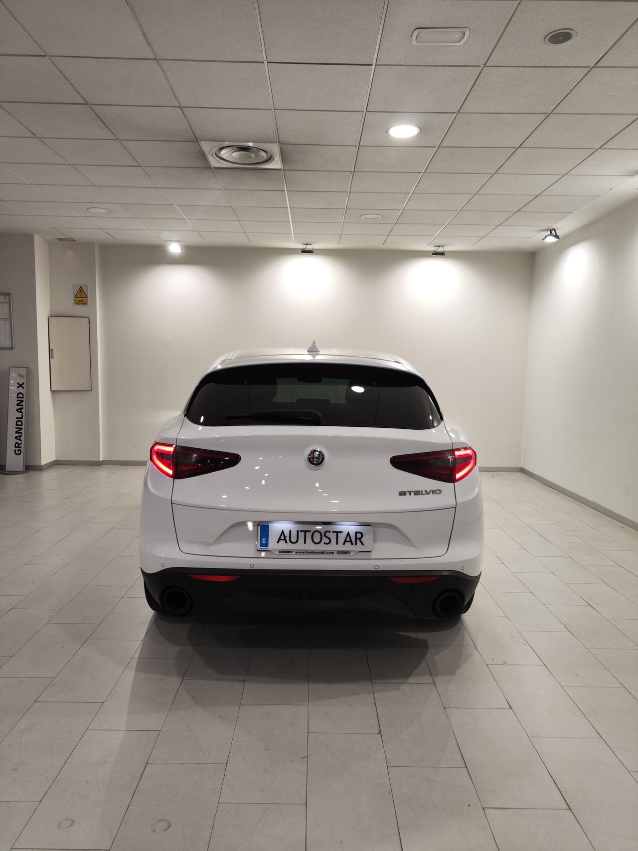 Foto Alfa Romeo Stelvio 20