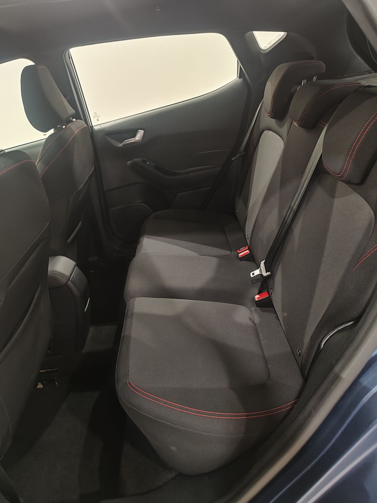 Foto Ford Fiesta 16