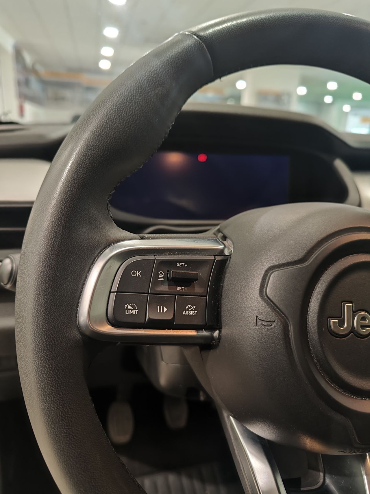 Foto Jeep Avenger 13