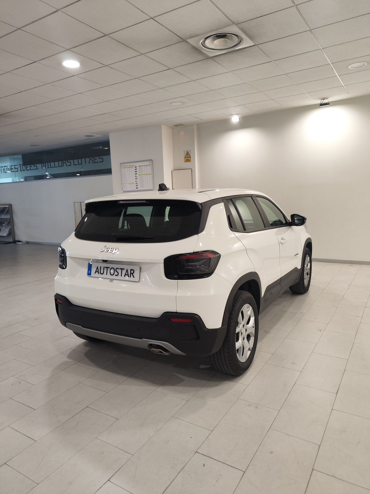 Foto Jeep Avenger 24