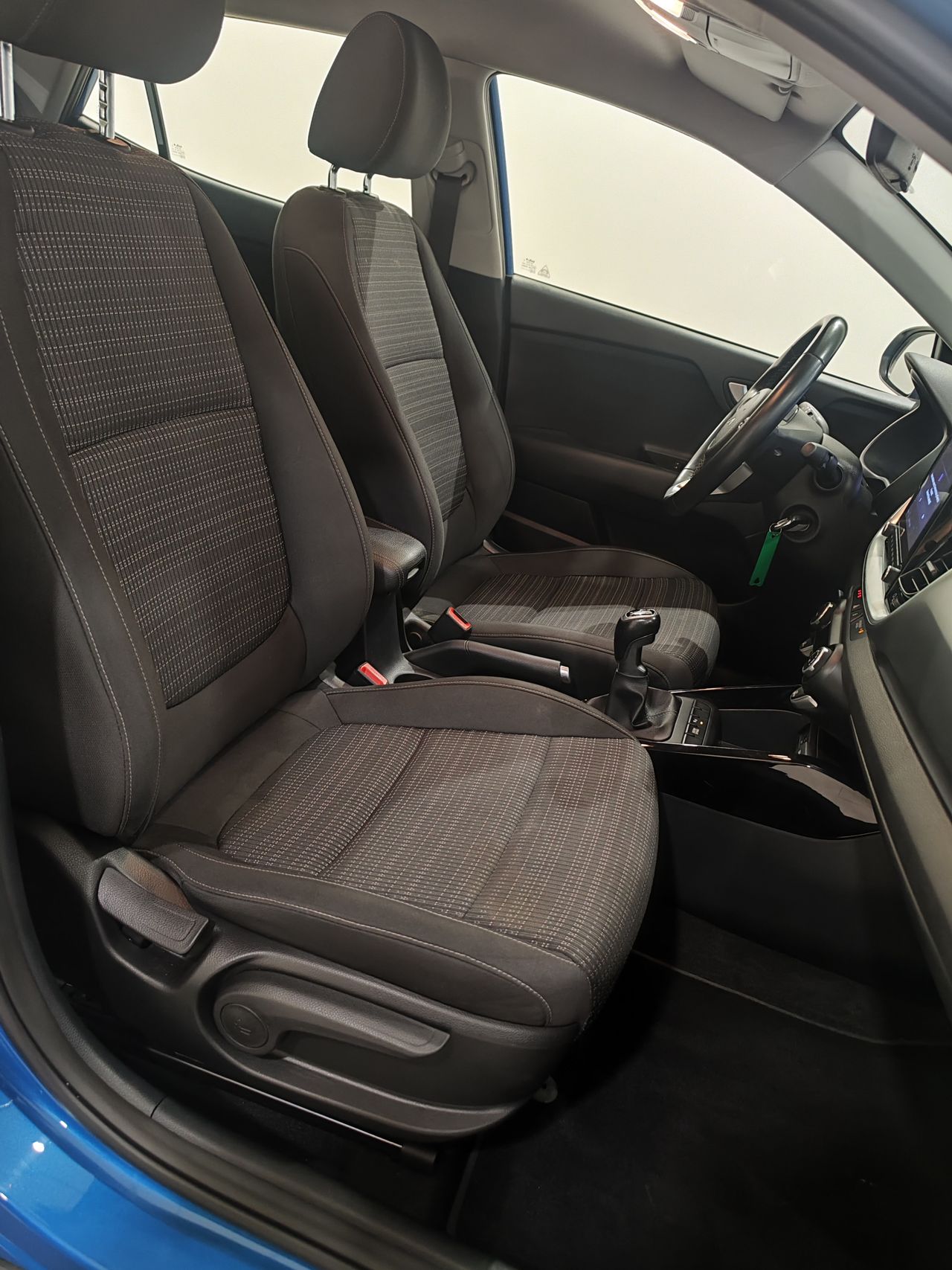 Foto Kia Stonic 8