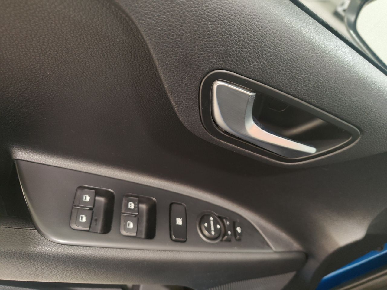 Foto Kia Stonic 14