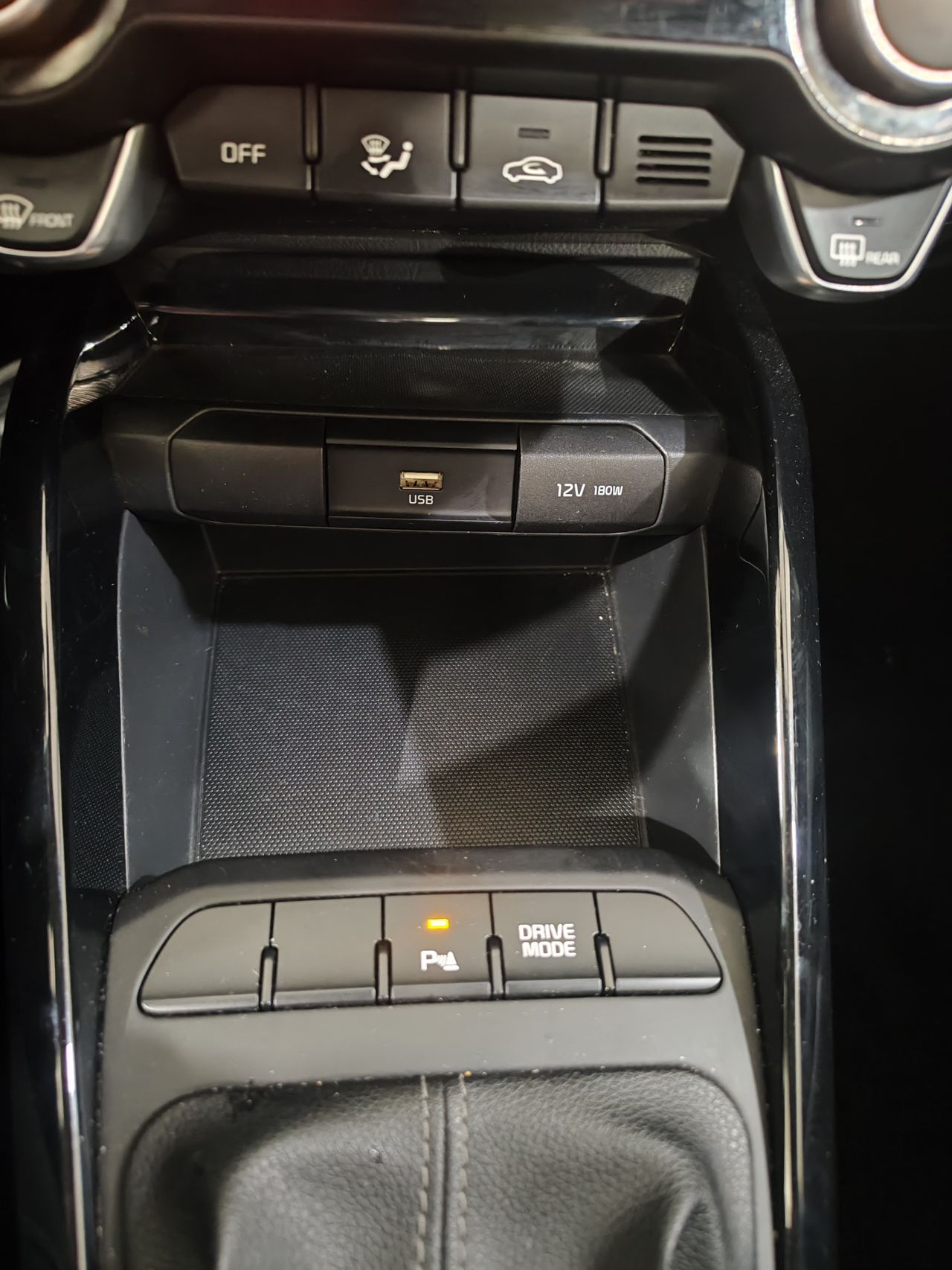 Foto Kia Stonic 15