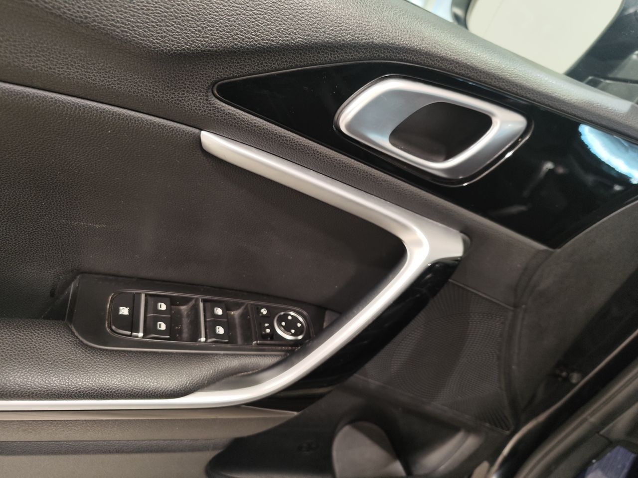 Foto Kia XCeed 14