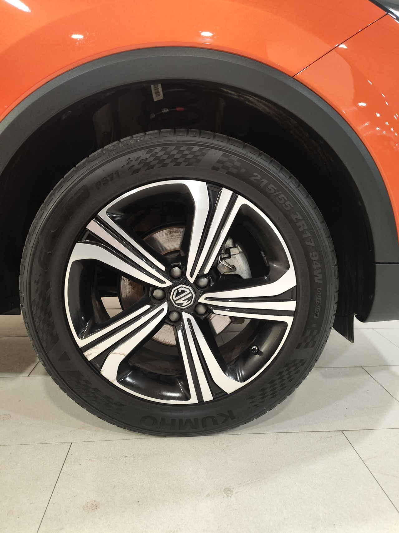 Foto MG ZS 17