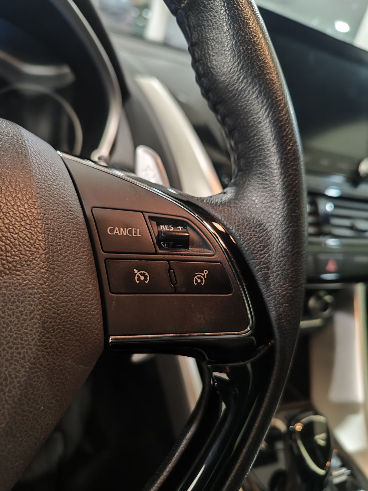 Foto Mitsubishi Eclipse Cross 15