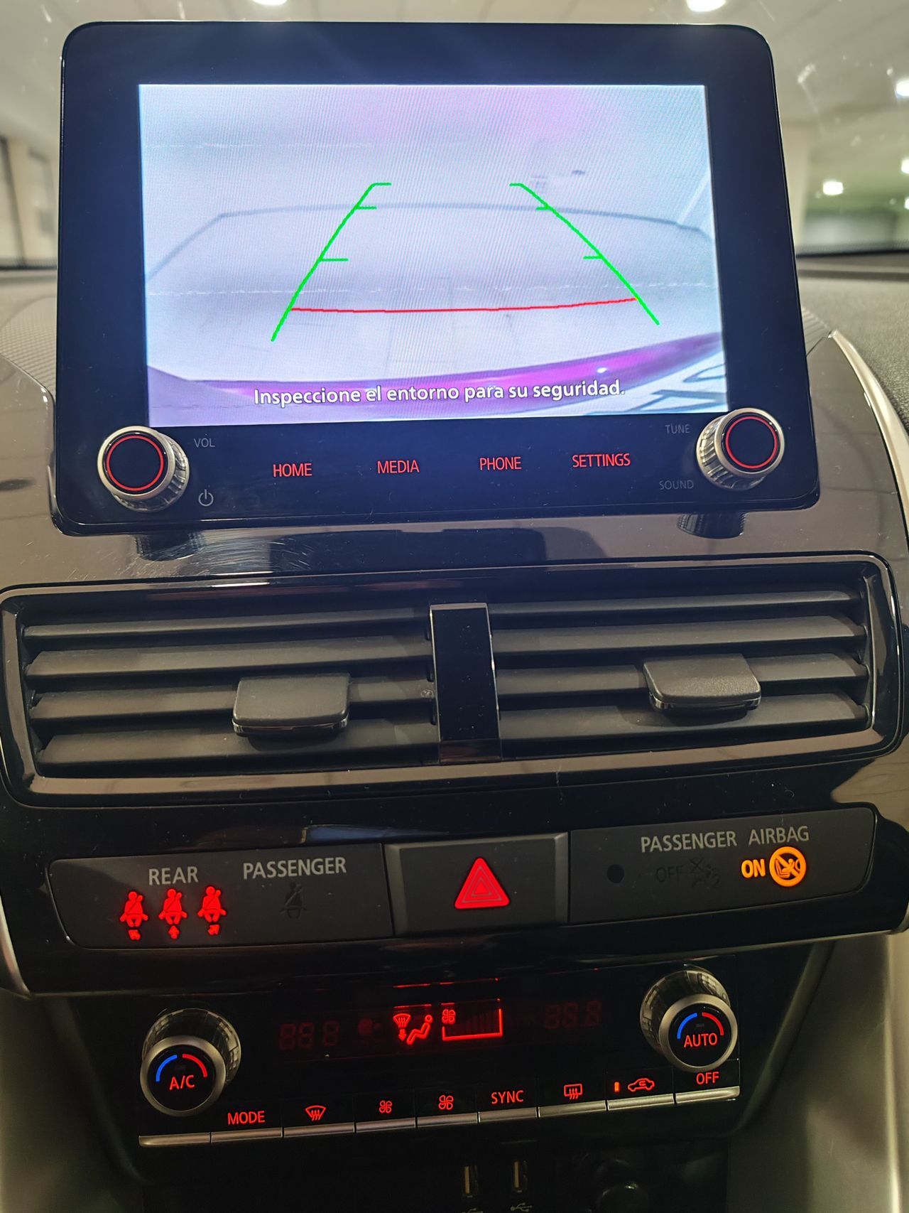 Foto Mitsubishi Eclipse Cross 16