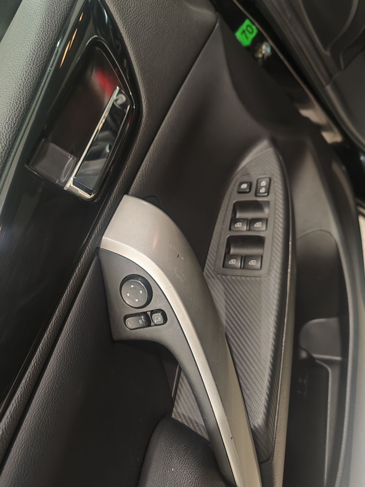 Foto Mitsubishi Eclipse Cross 9