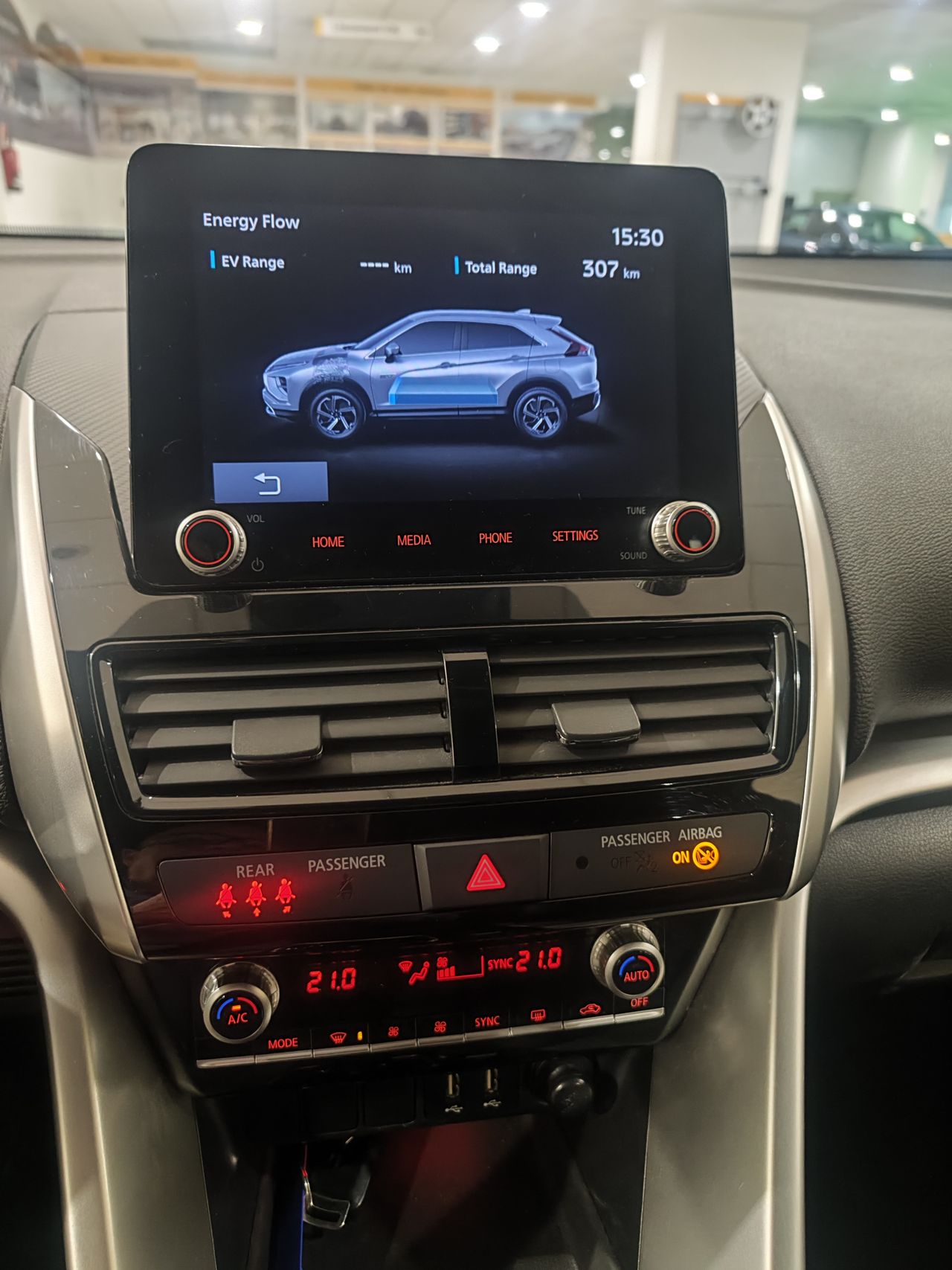 Foto Mitsubishi Eclipse Cross 17