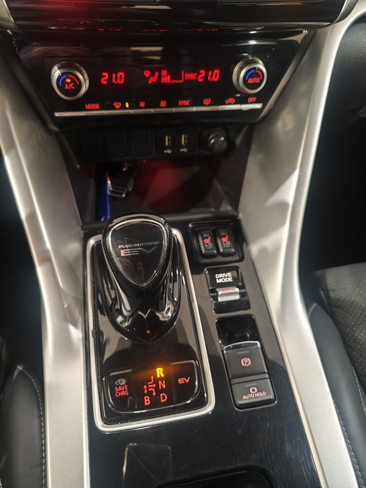 Foto Mitsubishi Eclipse Cross 19