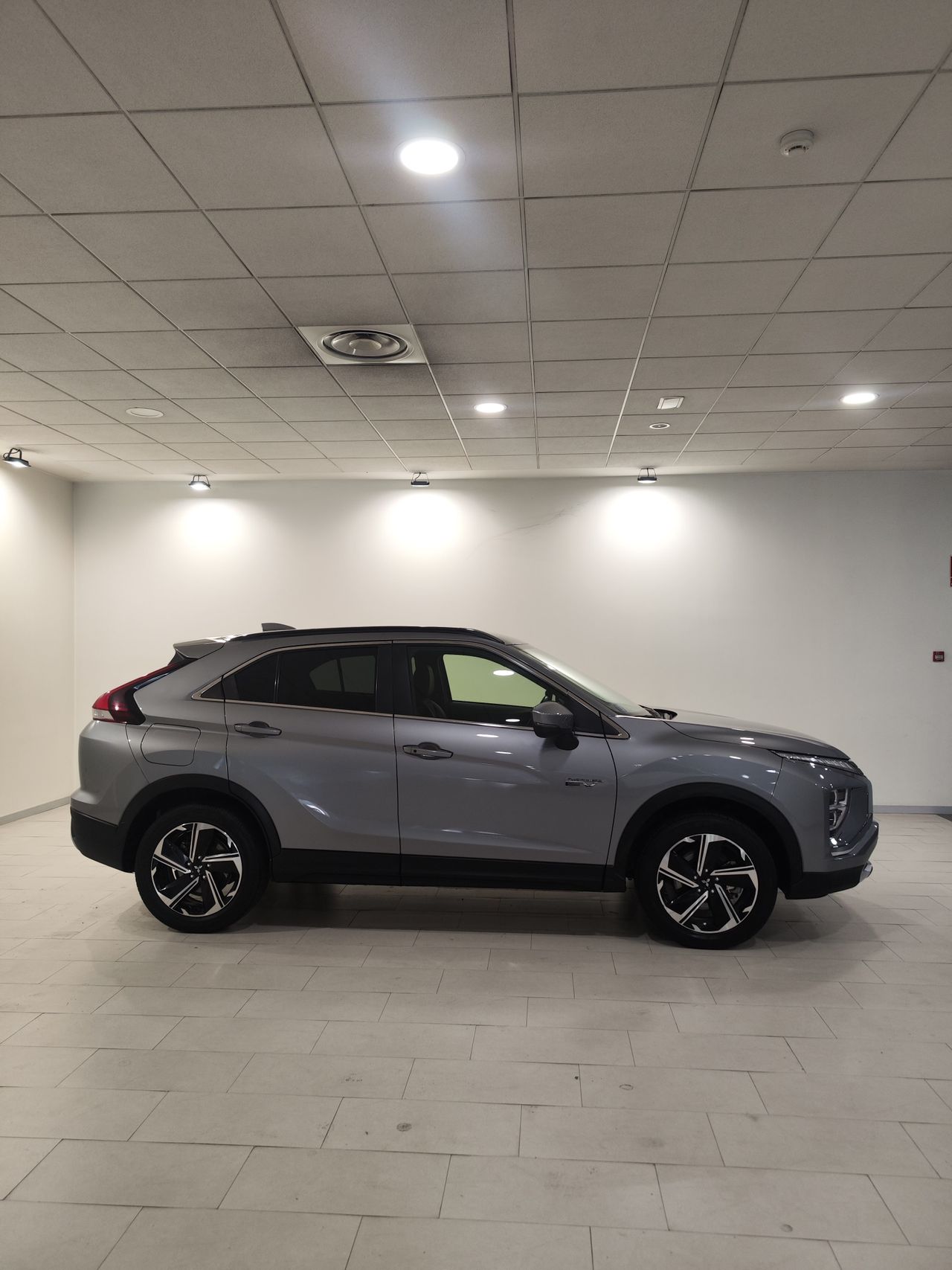 Foto Mitsubishi Eclipse Cross 2