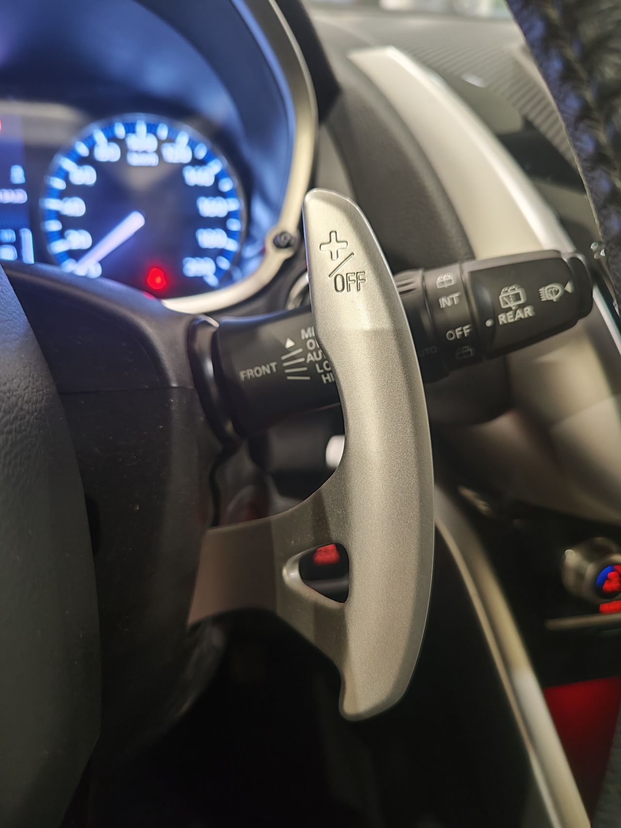 Foto Mitsubishi Eclipse Cross 16