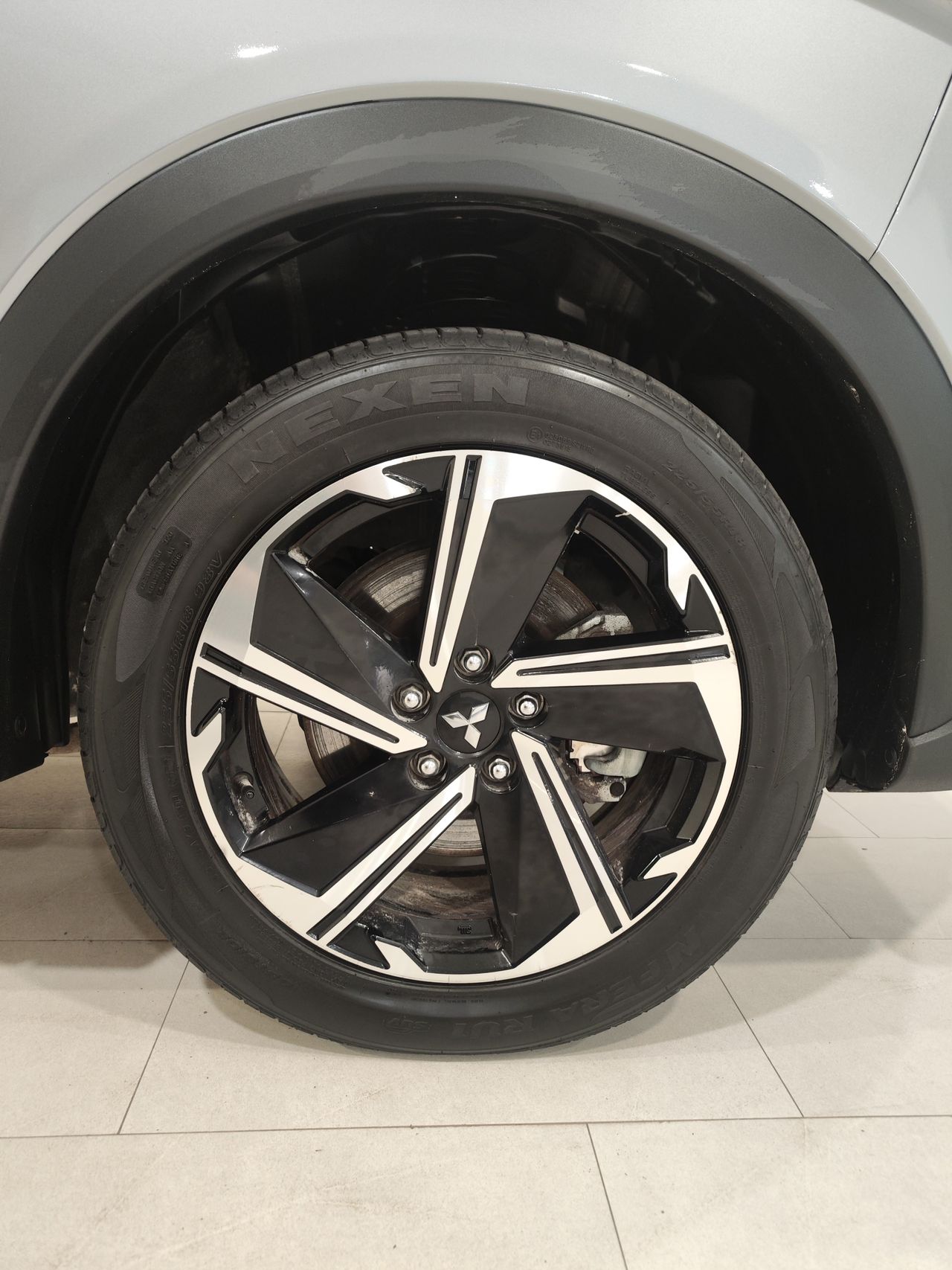 Foto Mitsubishi Eclipse Cross 18