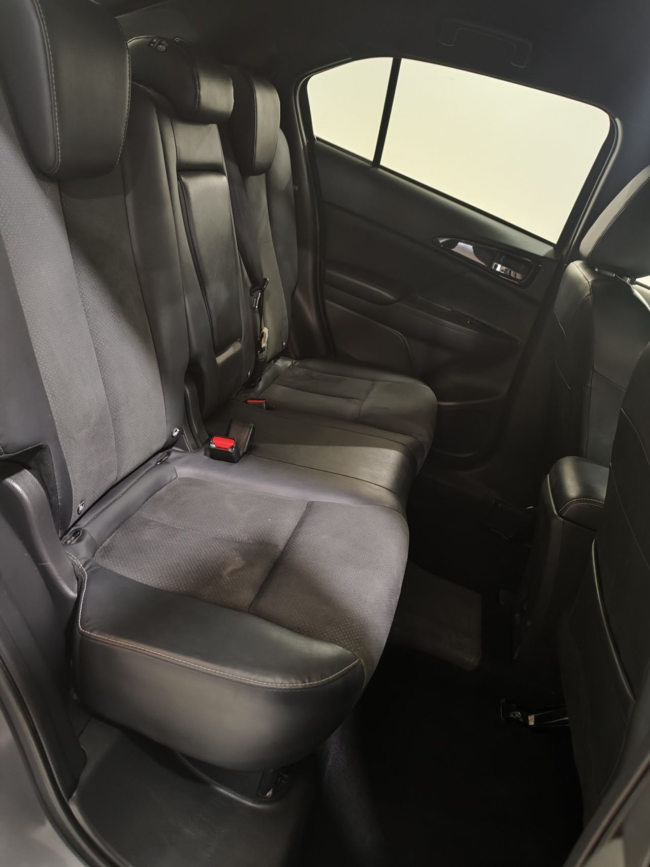 Foto Mitsubishi Eclipse Cross 21