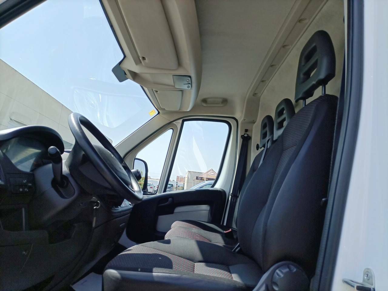 Foto Peugeot Boxer 6