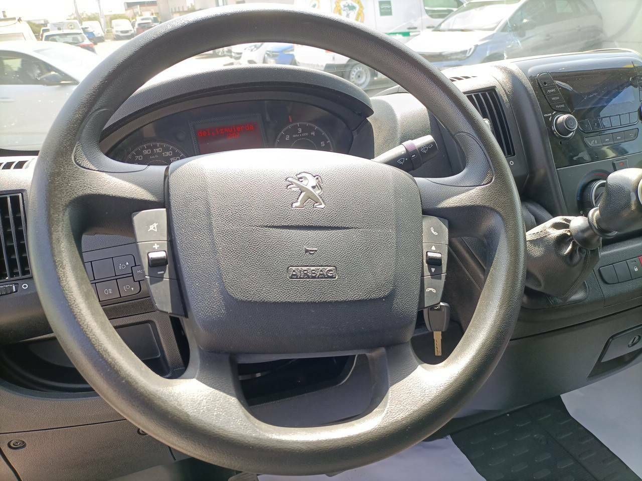 Foto Peugeot Boxer 16