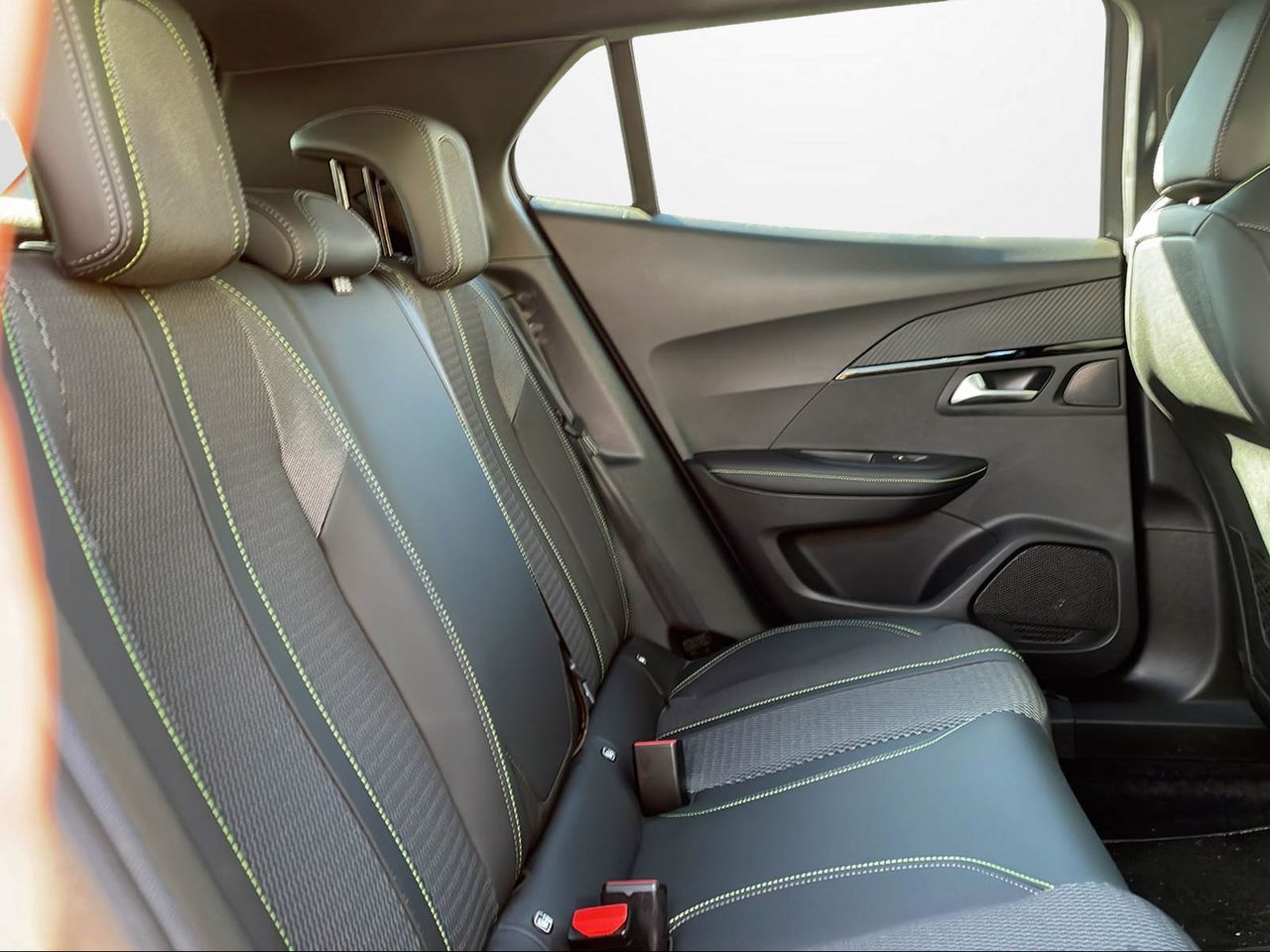Foto Peugeot 2008 15
