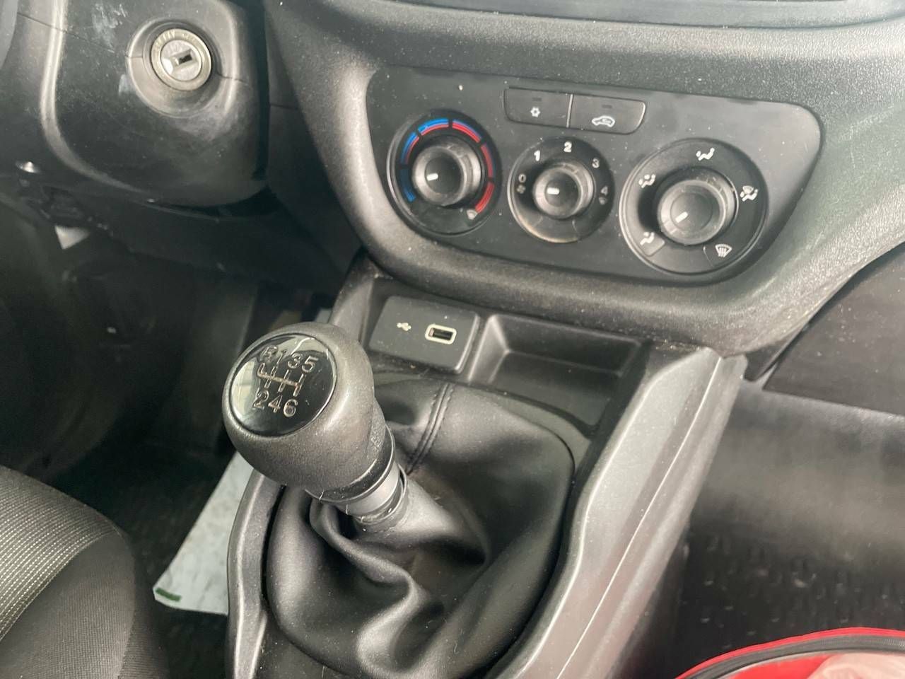 Foto Fiat Doblo 16