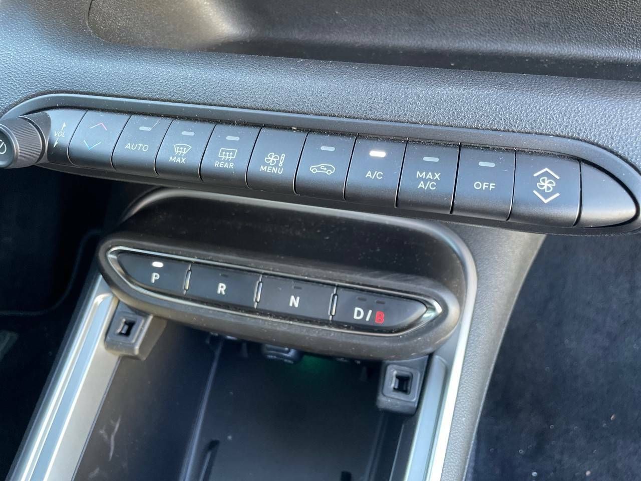 Foto Jeep Avenger 14