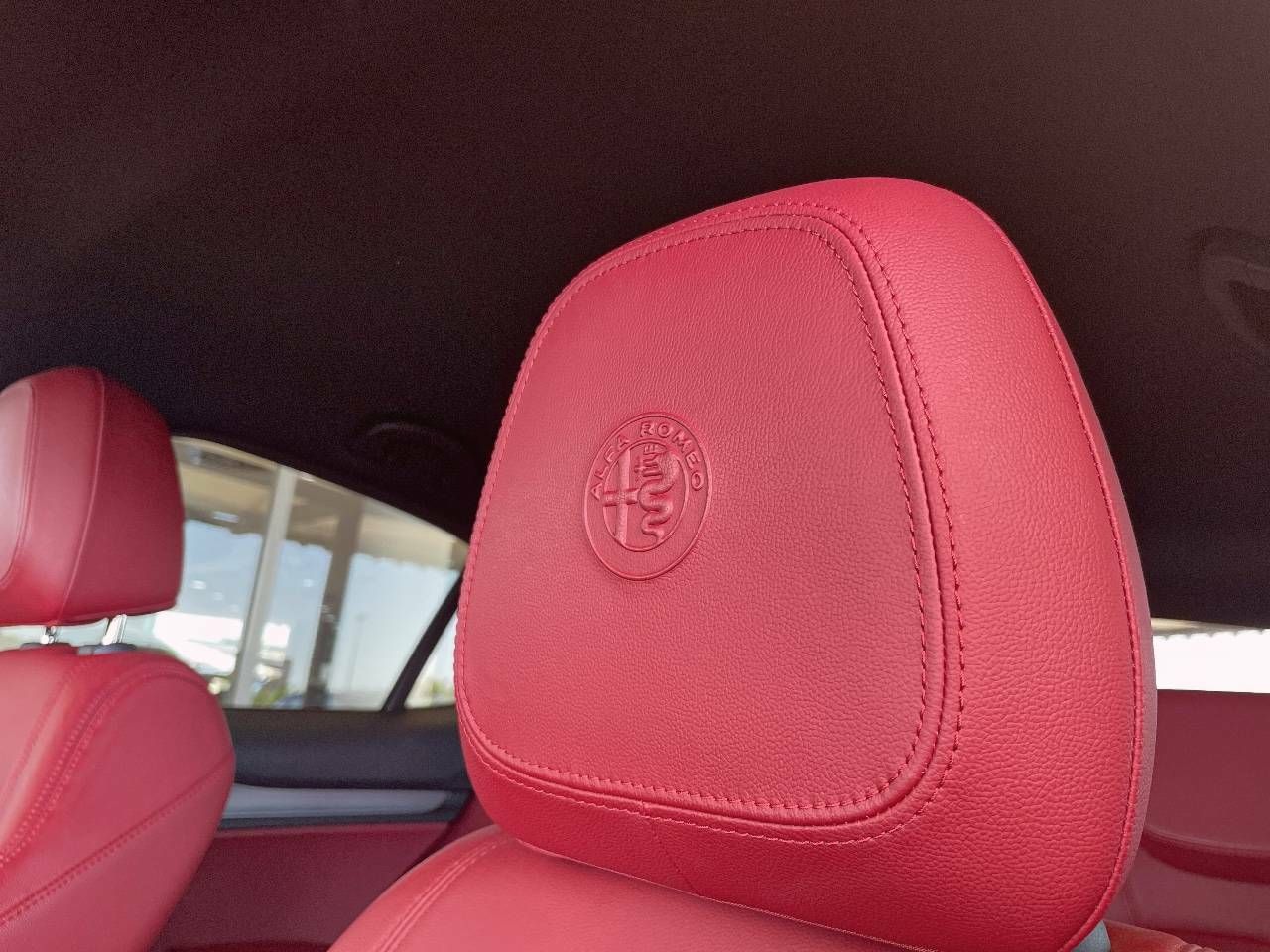 Foto Alfa Romeo Stelvio 14