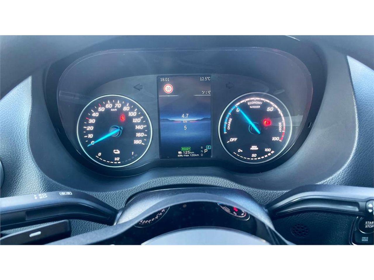 Foto Mercedes-Benz Sprinter 8