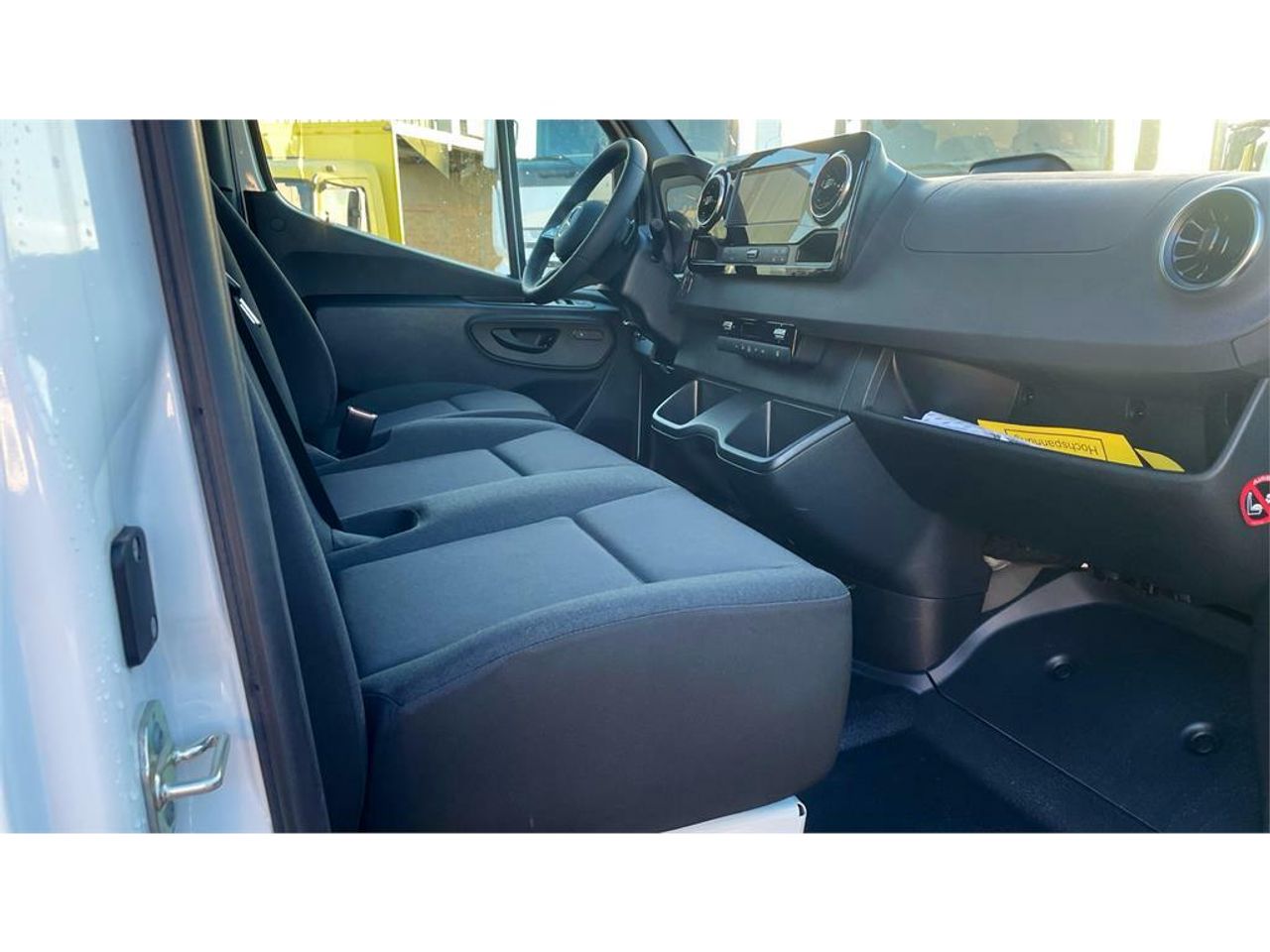 Foto Mercedes-Benz Sprinter 9