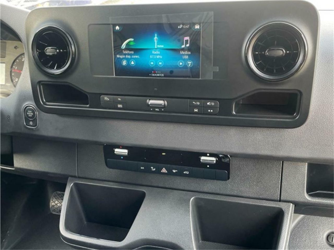Foto Mercedes-Benz Sprinter 11