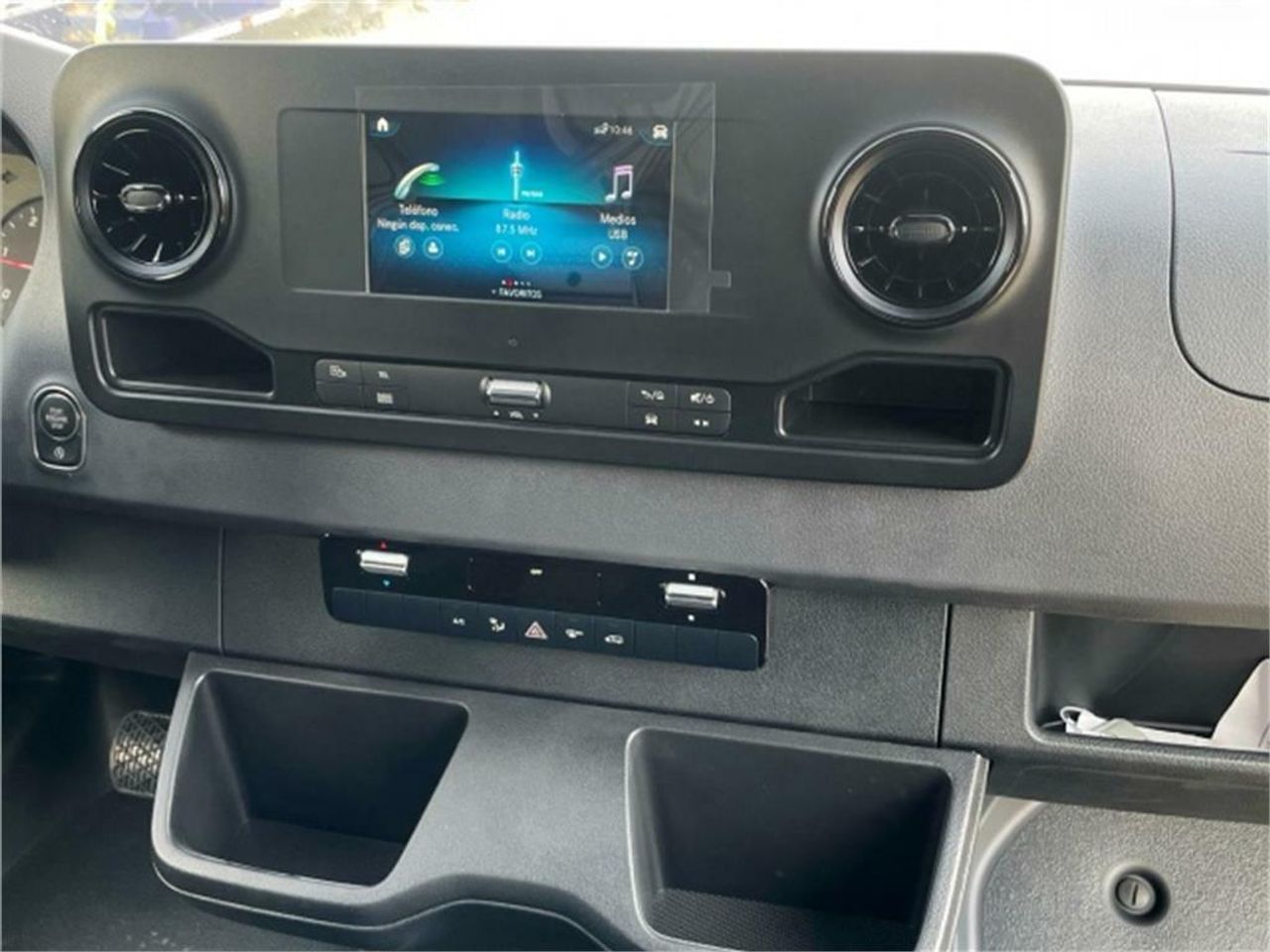 Foto Mercedes-Benz Sprinter 15