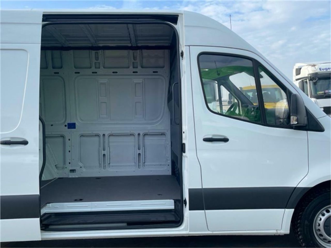Foto Mercedes-Benz Sprinter 21