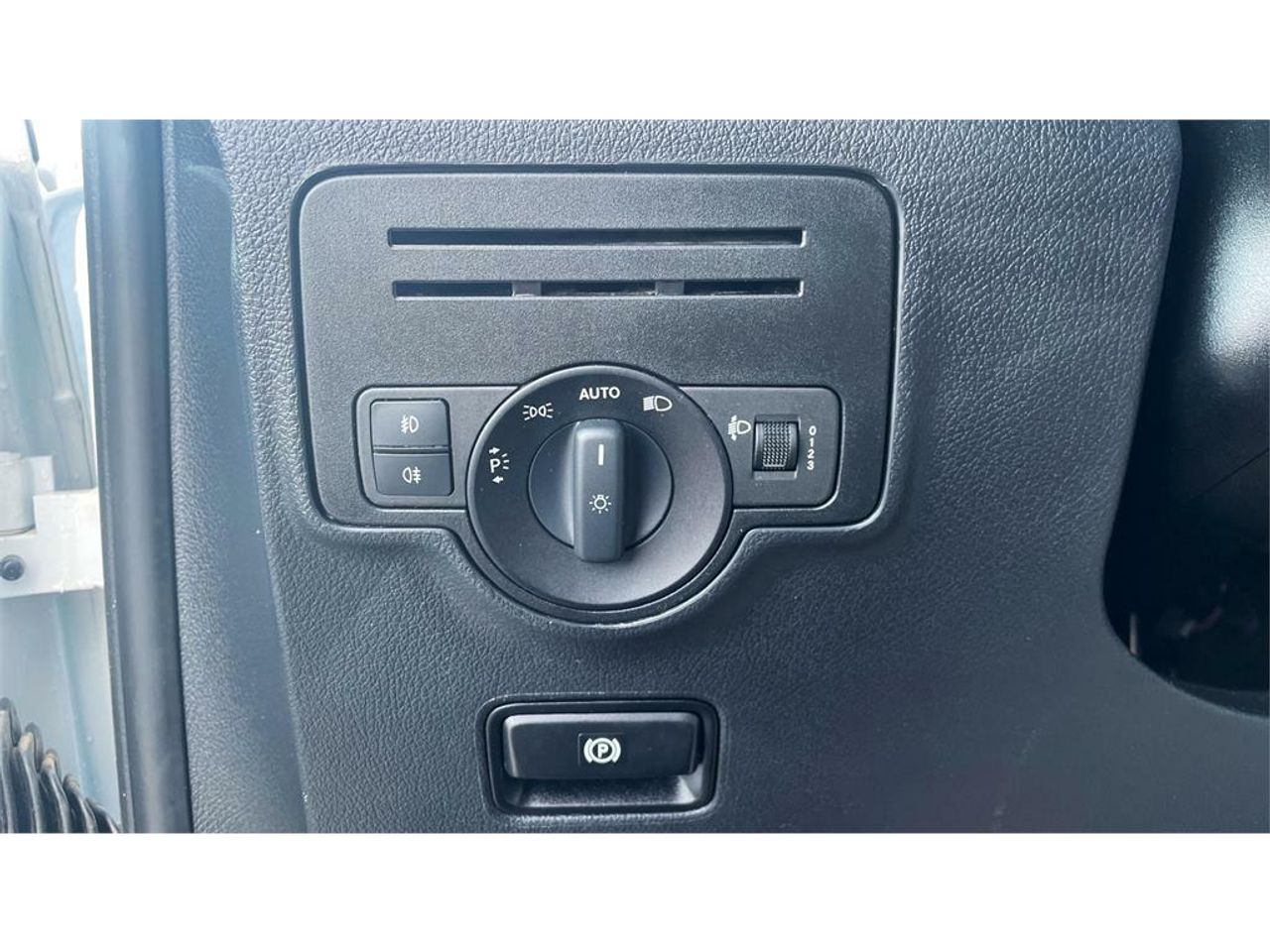 Foto Mercedes-Benz Vito 12