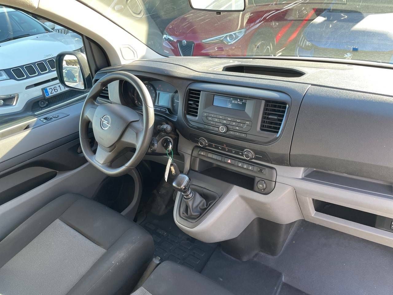 Foto Opel Vivaro 13