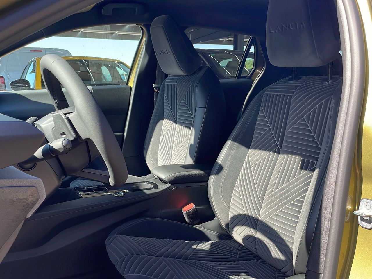 Foto Lancia Ypsilon 9