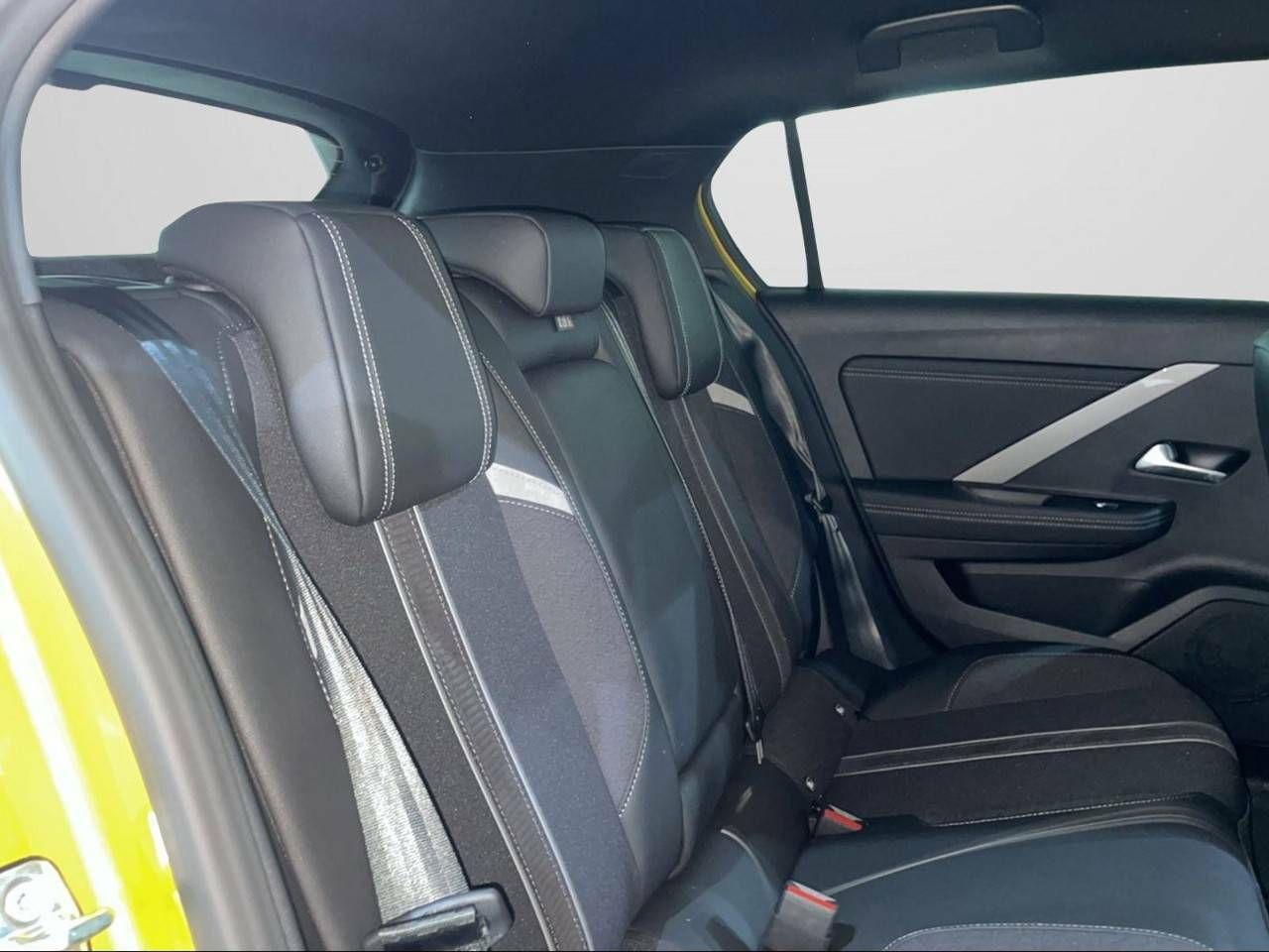 Foto Opel Astra 14