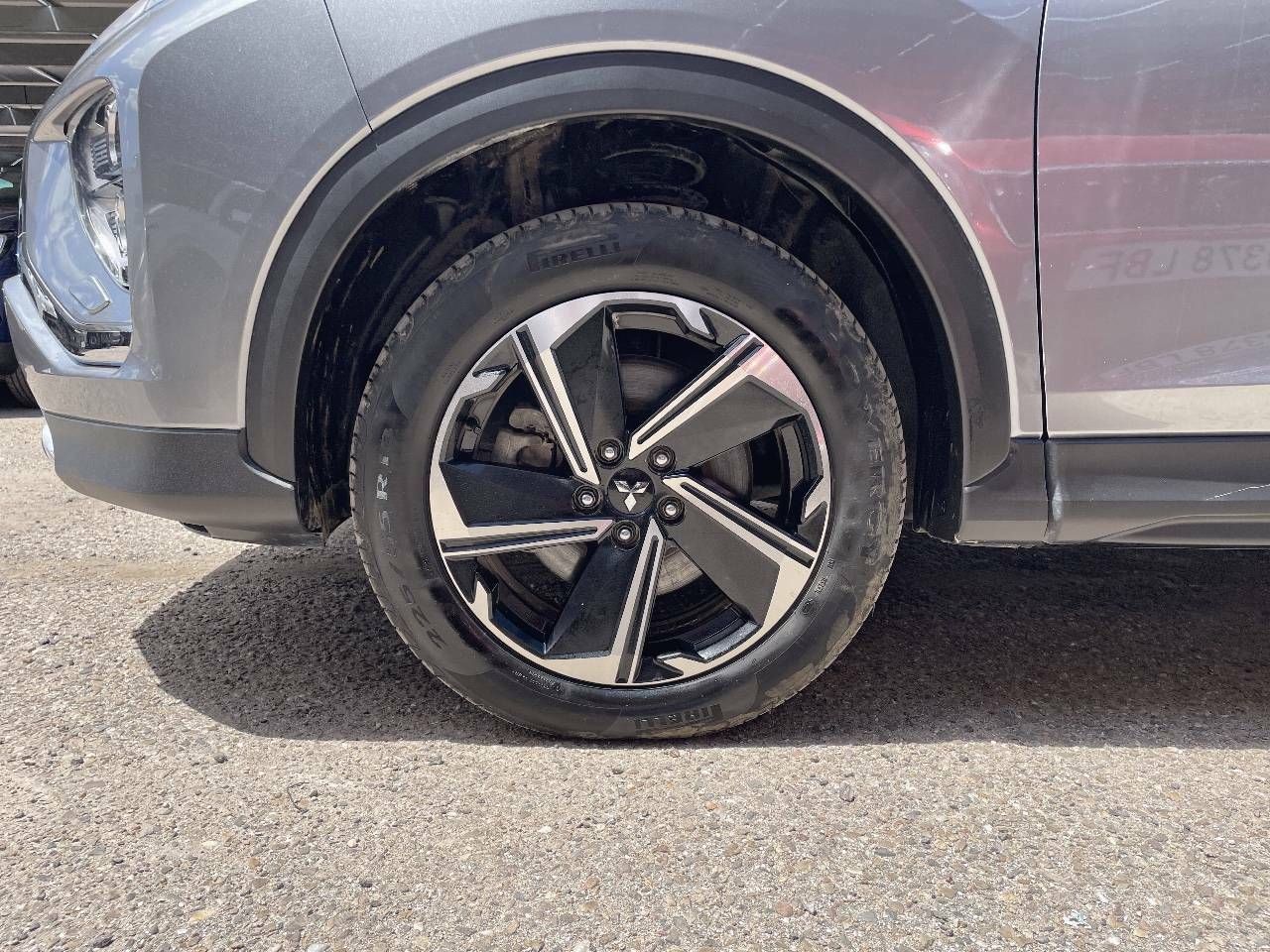 Foto Mitsubishi Eclipse Cross 11