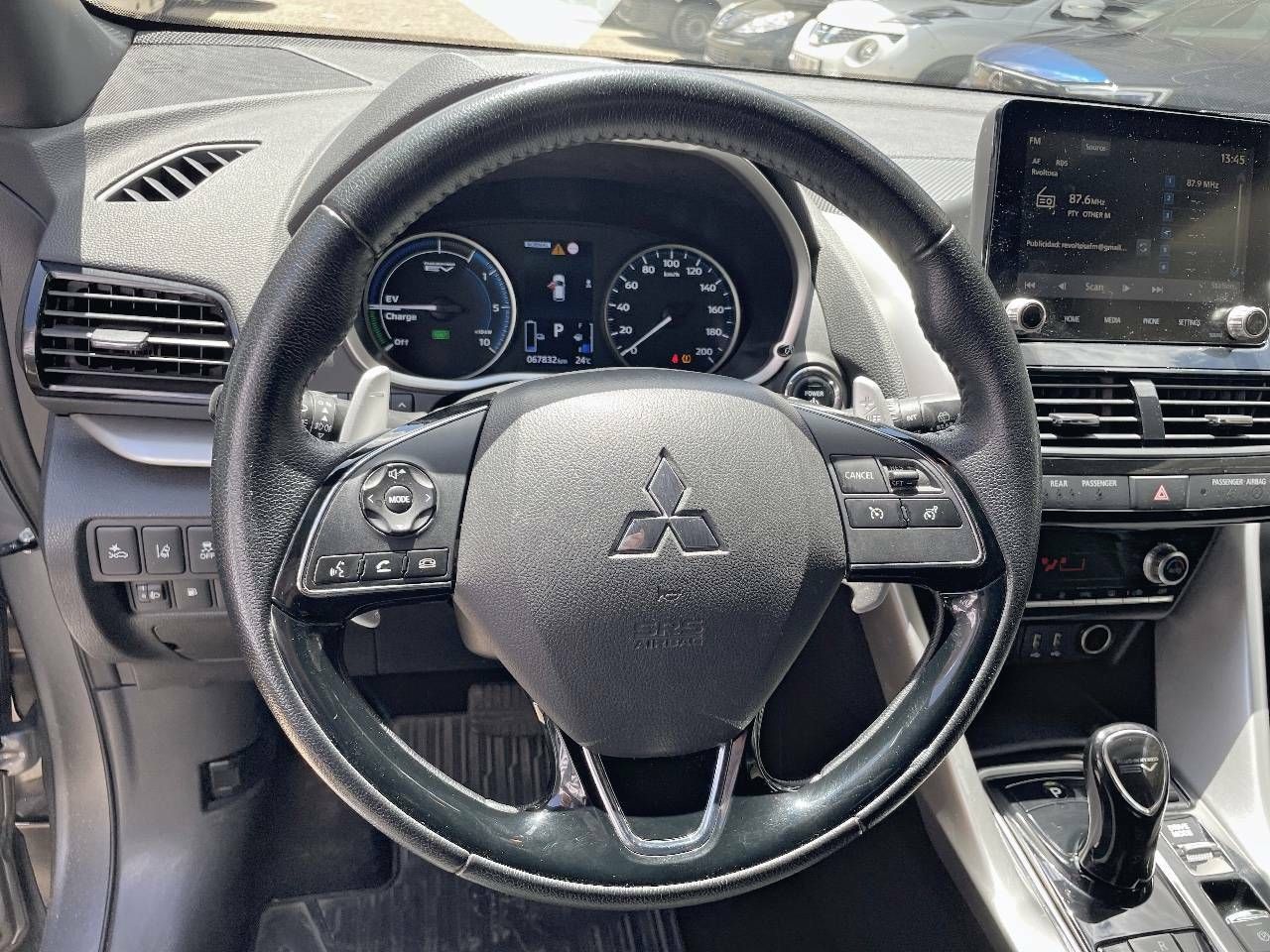 Foto Mitsubishi Eclipse Cross 12