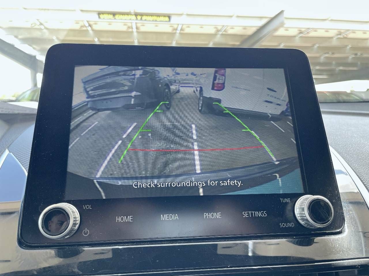 Foto Mitsubishi Eclipse Cross 18