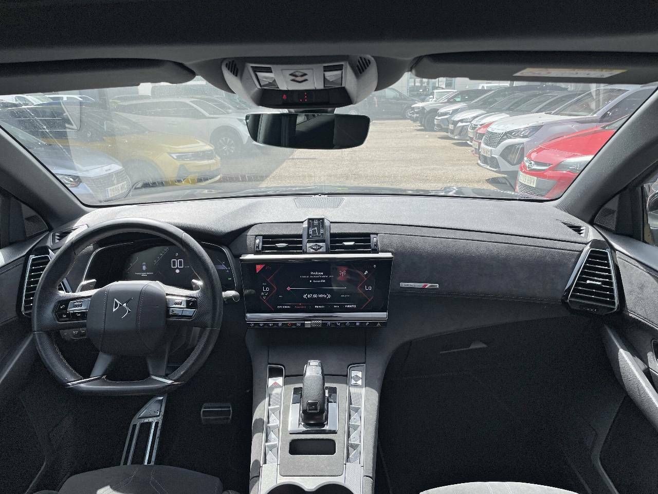 Foto DS Automobiles DS 7 7