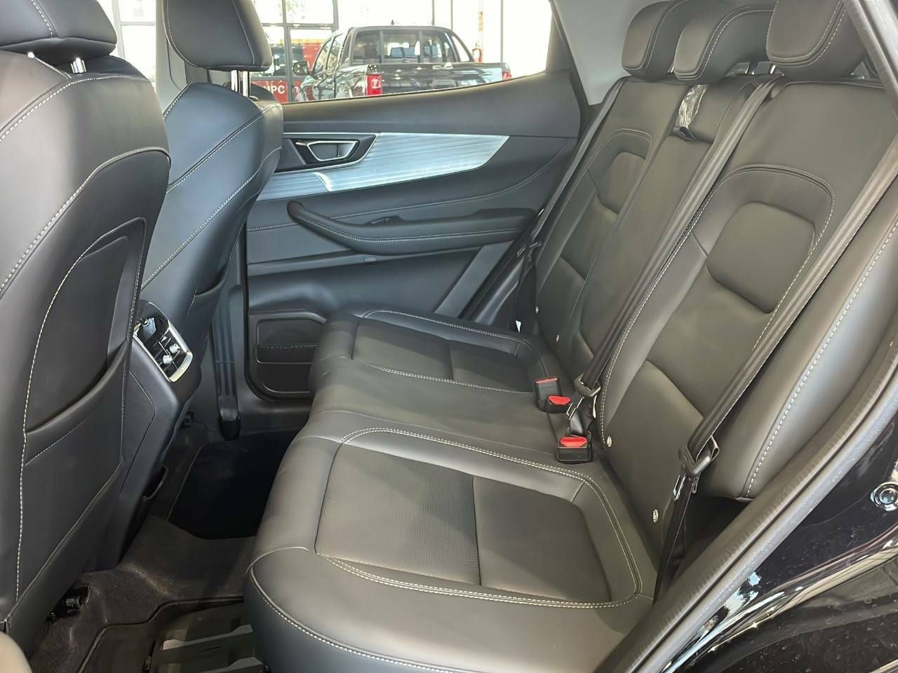 Foto DR Automobiles DR5 14