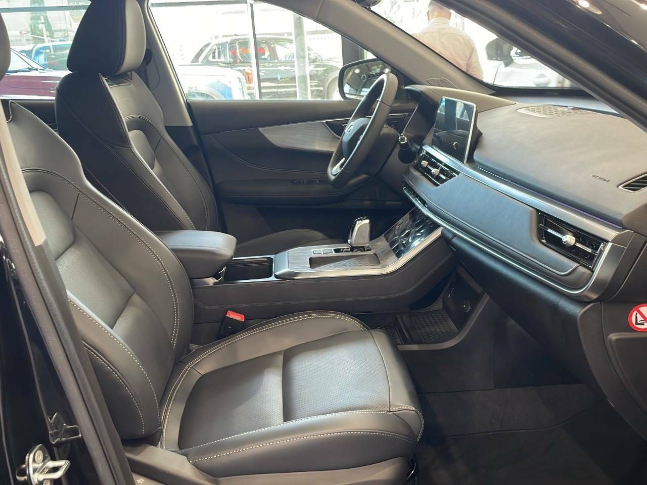 Foto DR Automobiles DR5 17