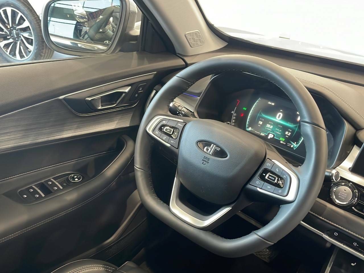 Foto DR Automobiles DR5 19