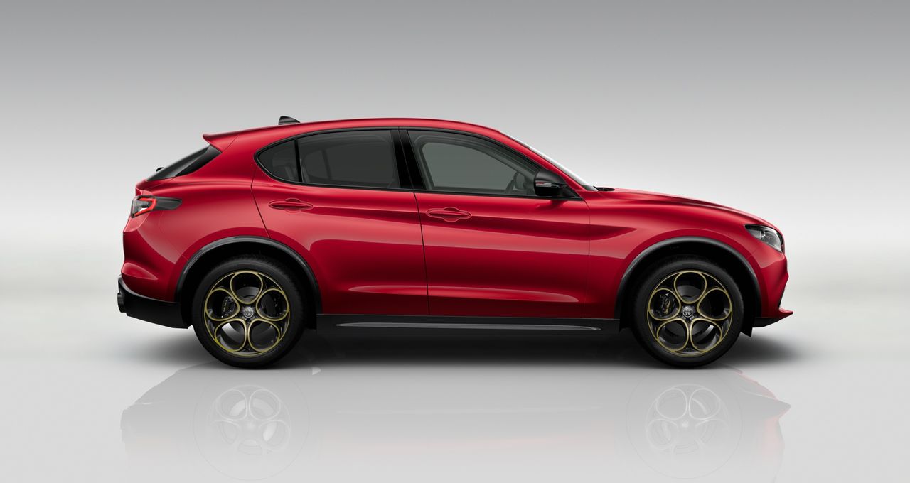 Foto Alfa Romeo Stelvio 2