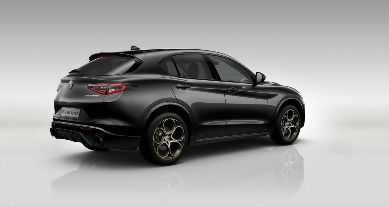 Foto Alfa Romeo Stelvio 3
