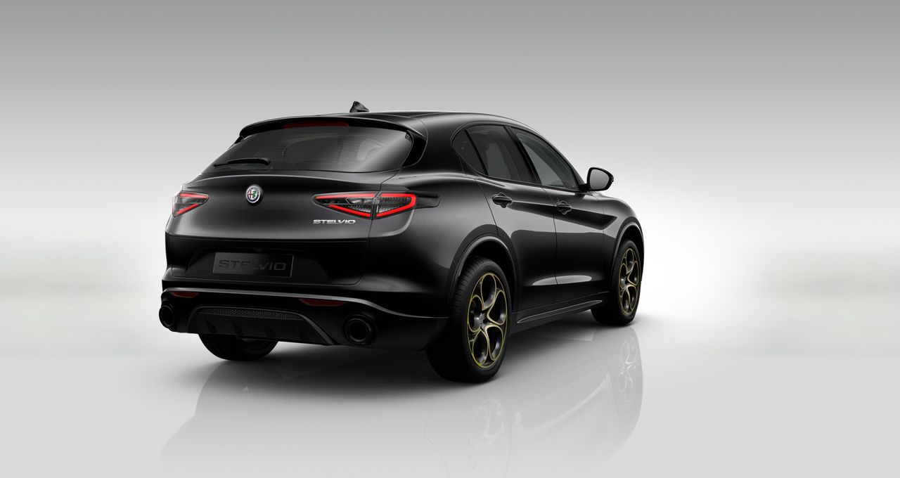 Foto Alfa Romeo Stelvio 4