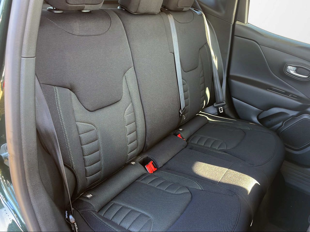 Foto Jeep Renegade 15