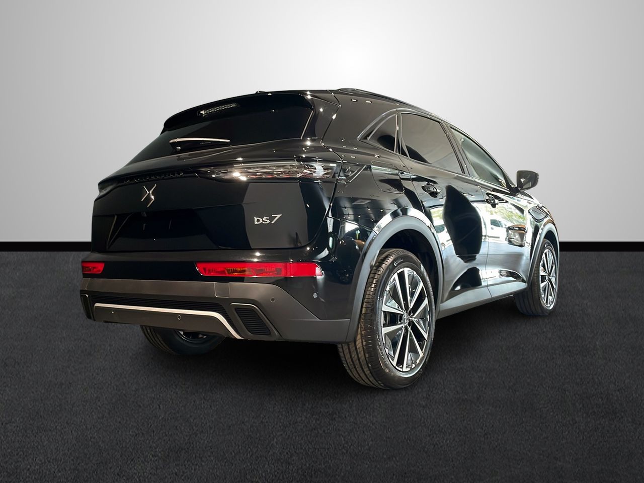Foto DS Automobiles DS 7 5