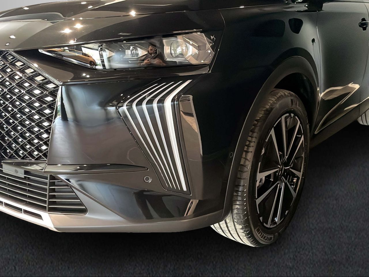 Foto DS Automobiles DS 7 8